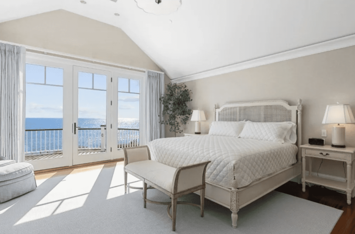 835 Sea View Avenue Barnstable MA 02655