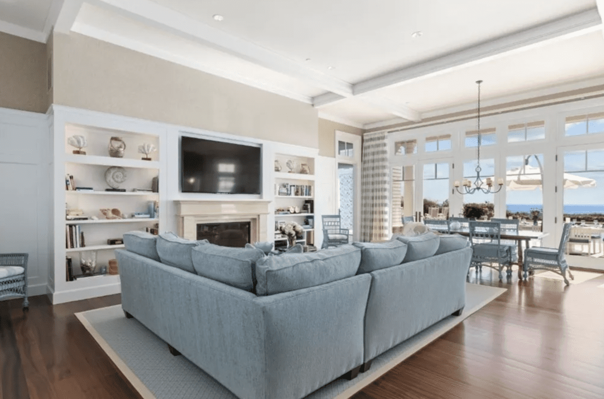 835 Sea View Avenue Barnstable MA 02655