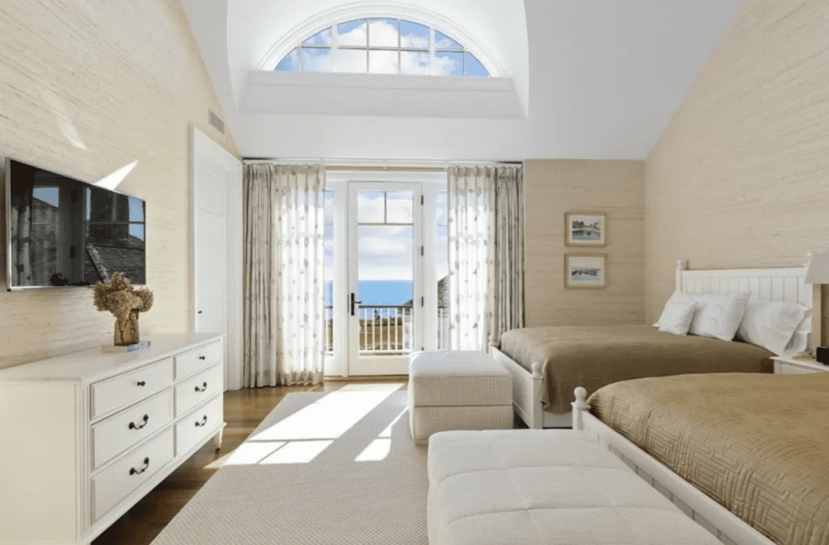 835 Sea View Avenue Barnstable MA 02655