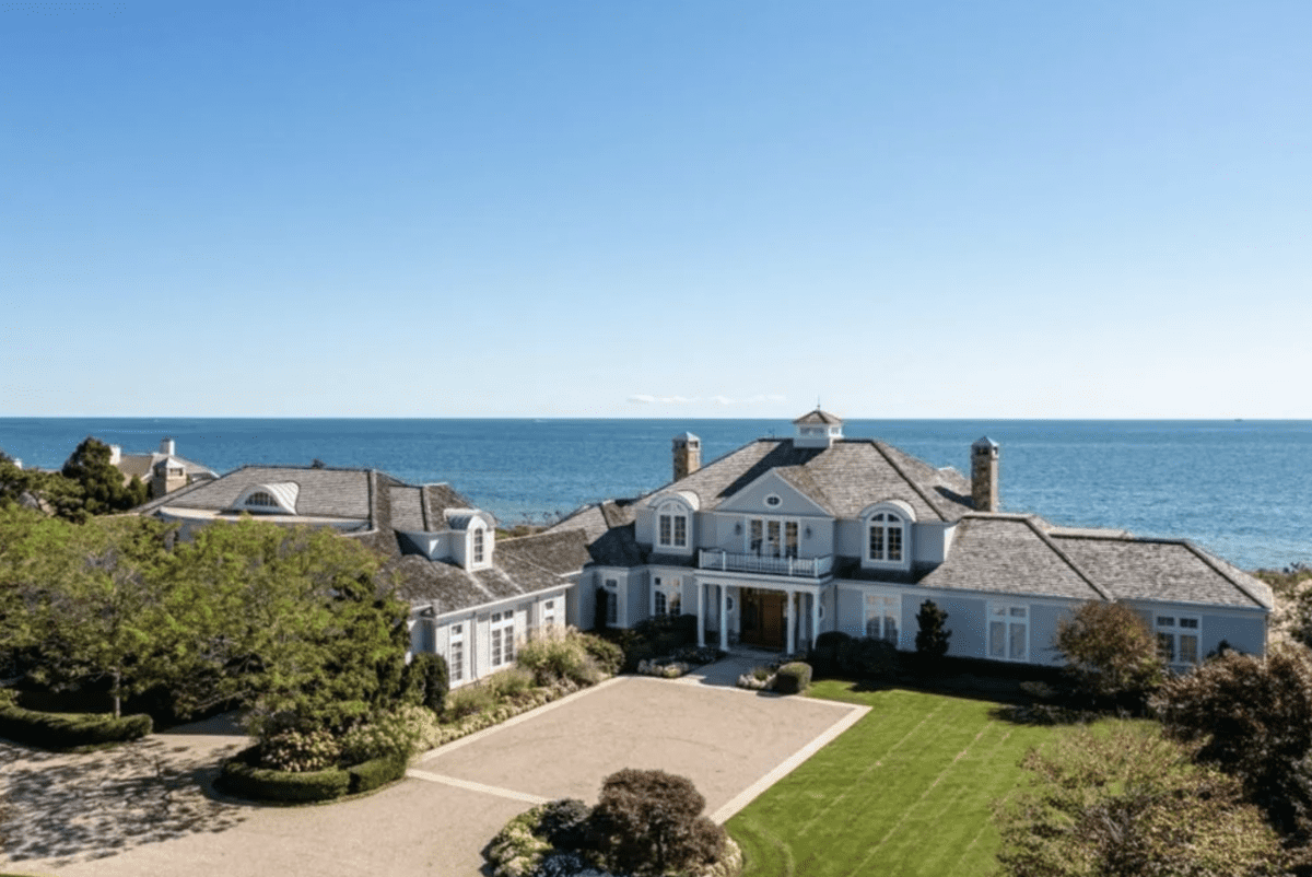 835 Sea View Avenue Barnstable MA 02655
