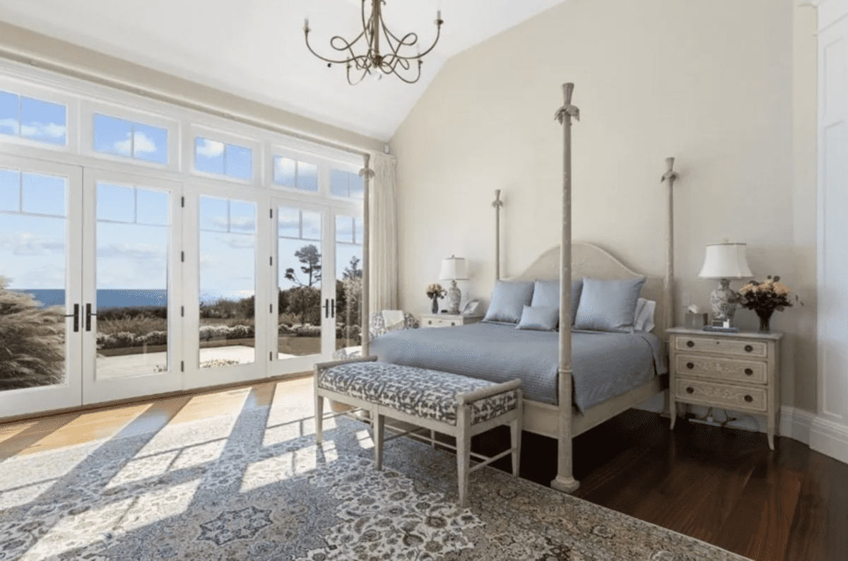 835 Sea View Avenue Barnstable MA 02655
