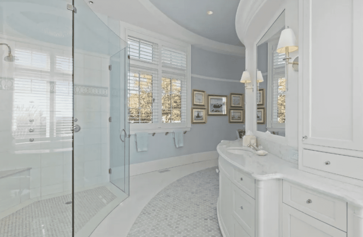 835 Sea View Avenue Barnstable MA 02655