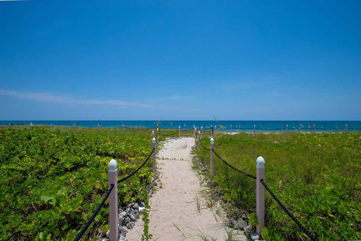 1420 South Ocean Avenue Lauderdale by the Sea FL 33062