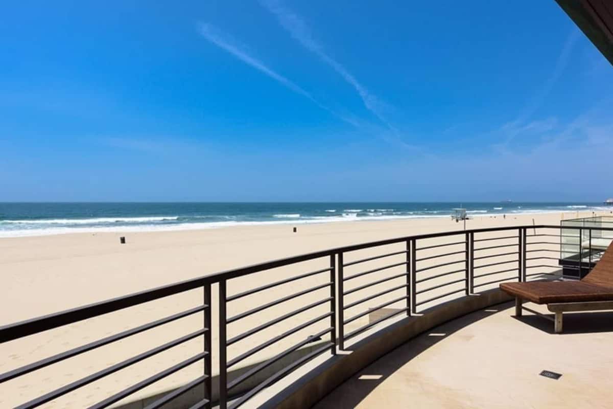 3001 The Strand Hermosa Beach CA
