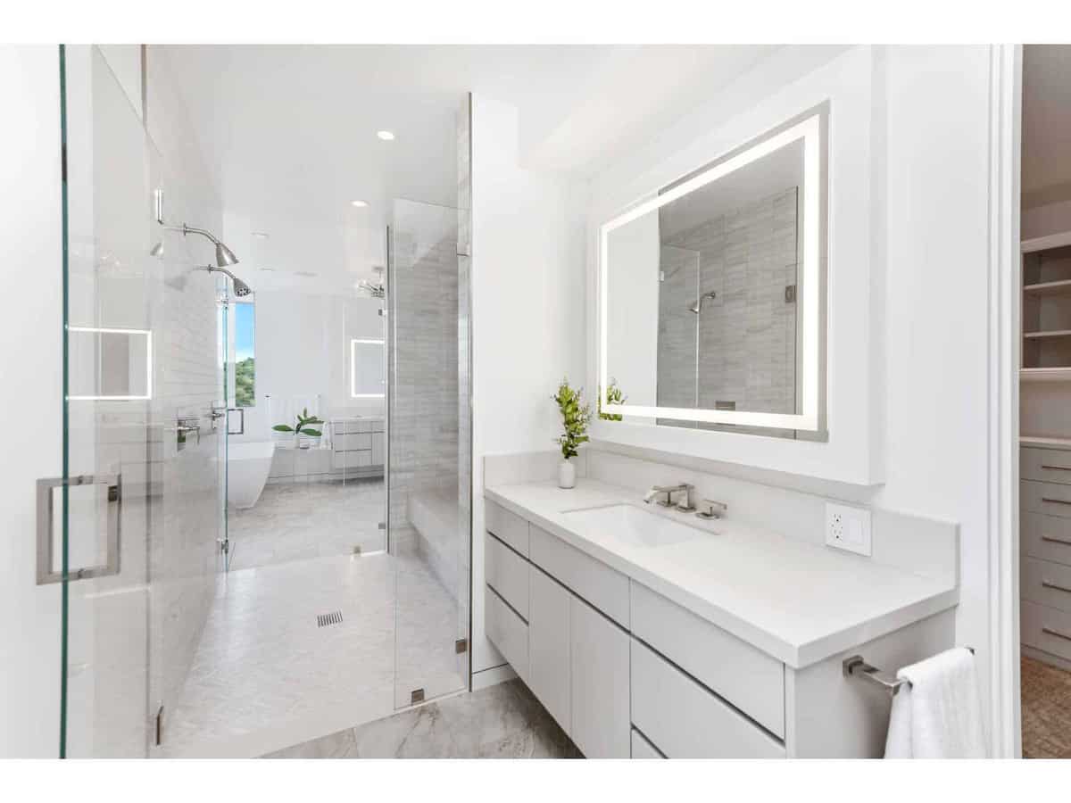3642 Beverly Ridge Drive Sherman Oaks CA 91423