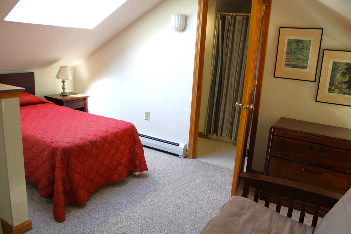 Woodstock NH 03293