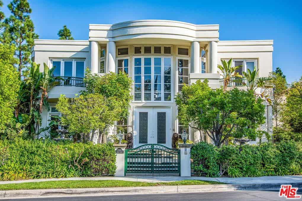 2390 Earls Court Los Angeles CA