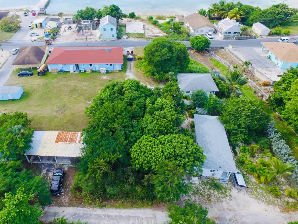 82 Fish Street Eleuthera BS