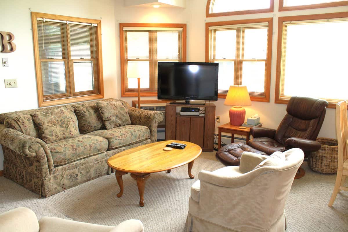 Woodstock NH, 11 Jack O'lantern Drive