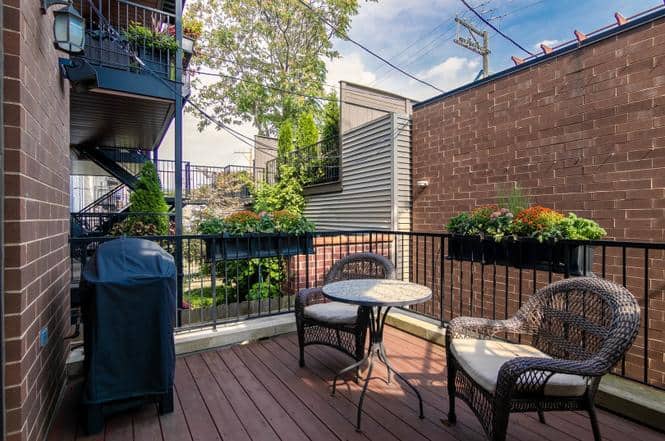 2521 N Southport Avenue Chicago IL 60614
