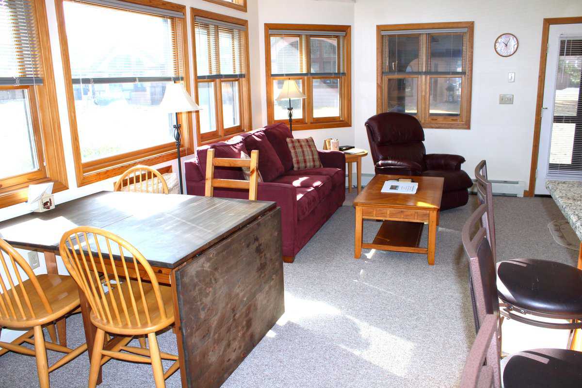 Woodstock NH 03293