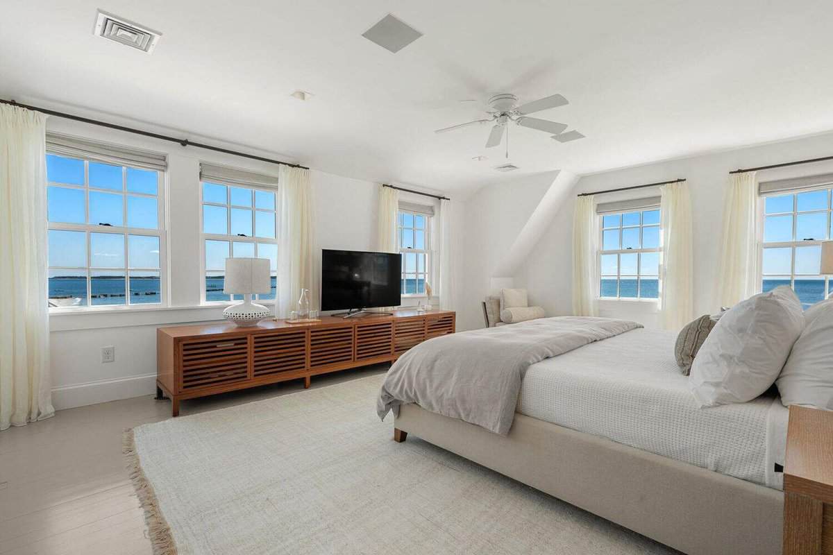 27 Merchant Avenue Hyannis Point MA 02601