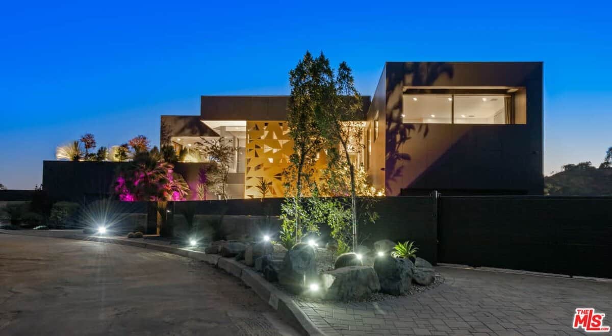 2341 Gloaming Way Beverly Hills CA 90210