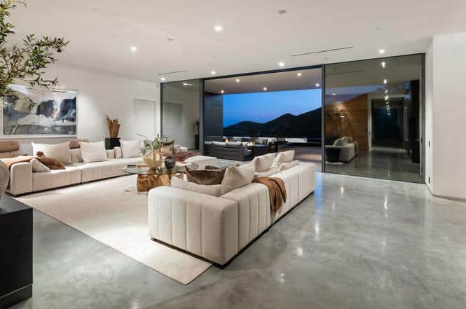 2341 Gloaming Way Beverly Hills CA 90210