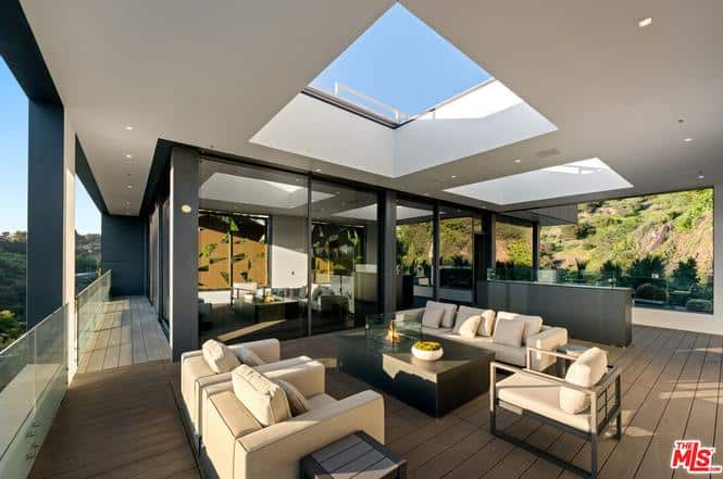 2341 Gloaming Way Beverly Hills CA 90210