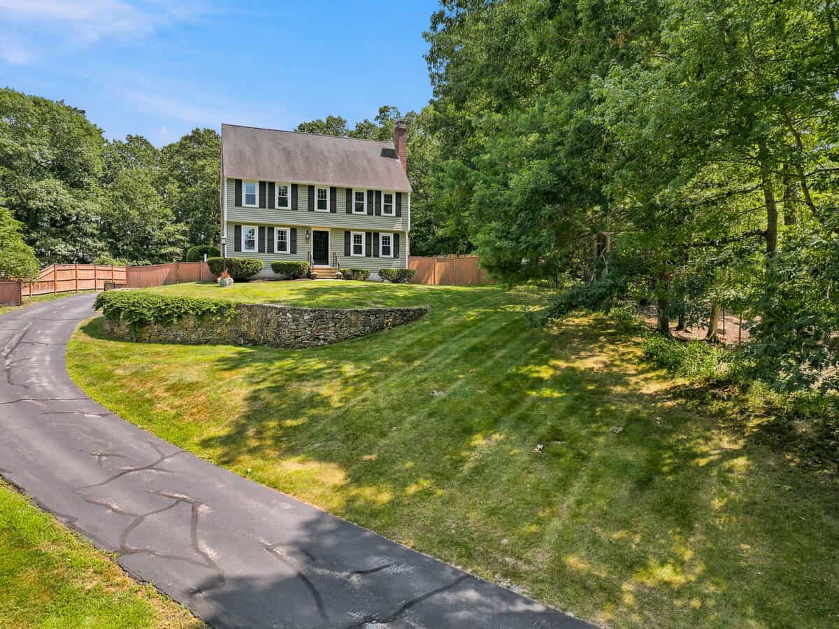 Georgetown MA, 23 Jacobs Road