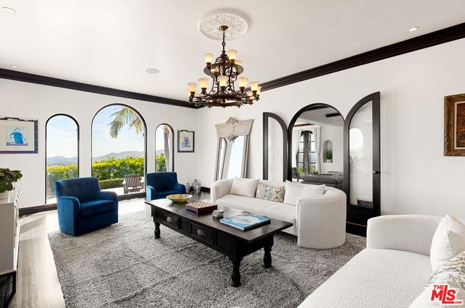 330 Kempton Road Glendale CA 91202