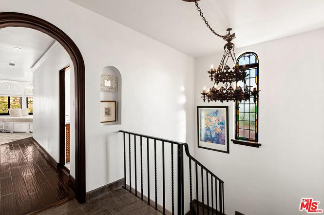 330 Kempton Road Glendale CA 91202