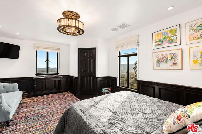 330 Kempton Road Glendale CA 91202