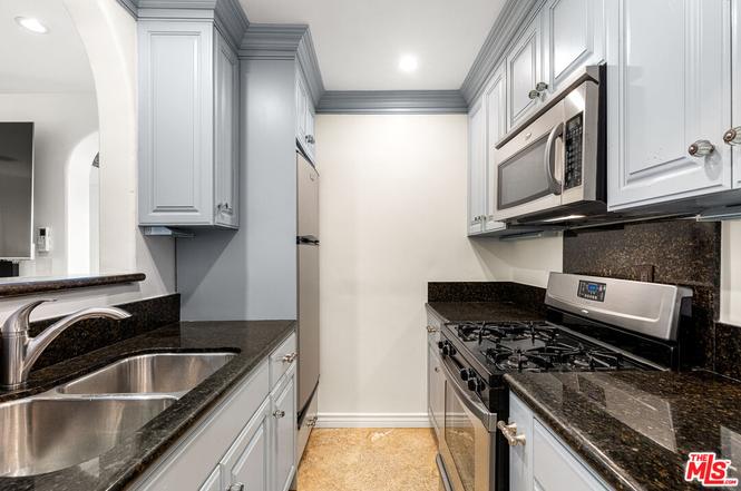 330 Kempton Road Glendale CA 91202