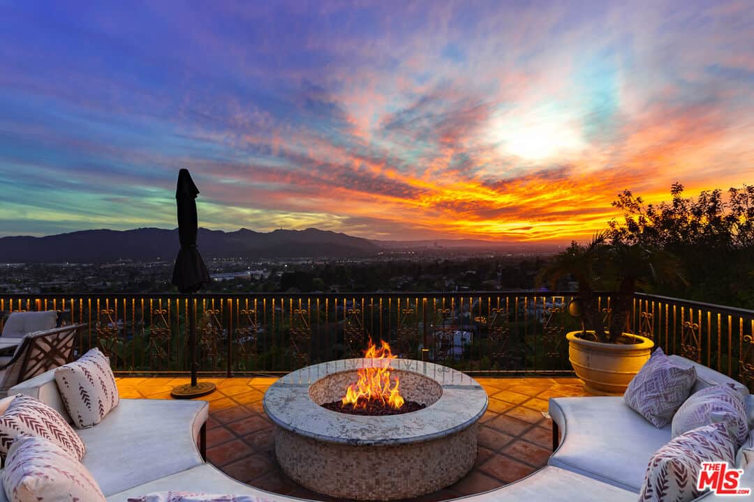 330 Kempton Road Glendale CA 91202