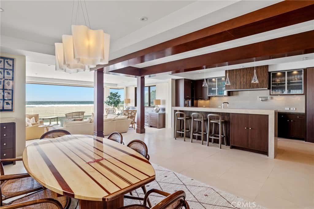 2826 The Strand Hermosa Beach CA 90254