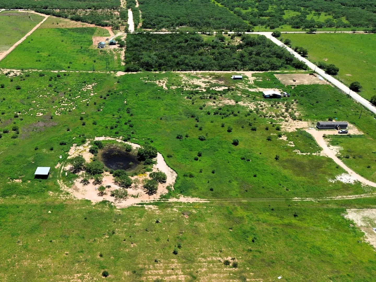 6061 Sand Hollow Road Pearsall TX 78061