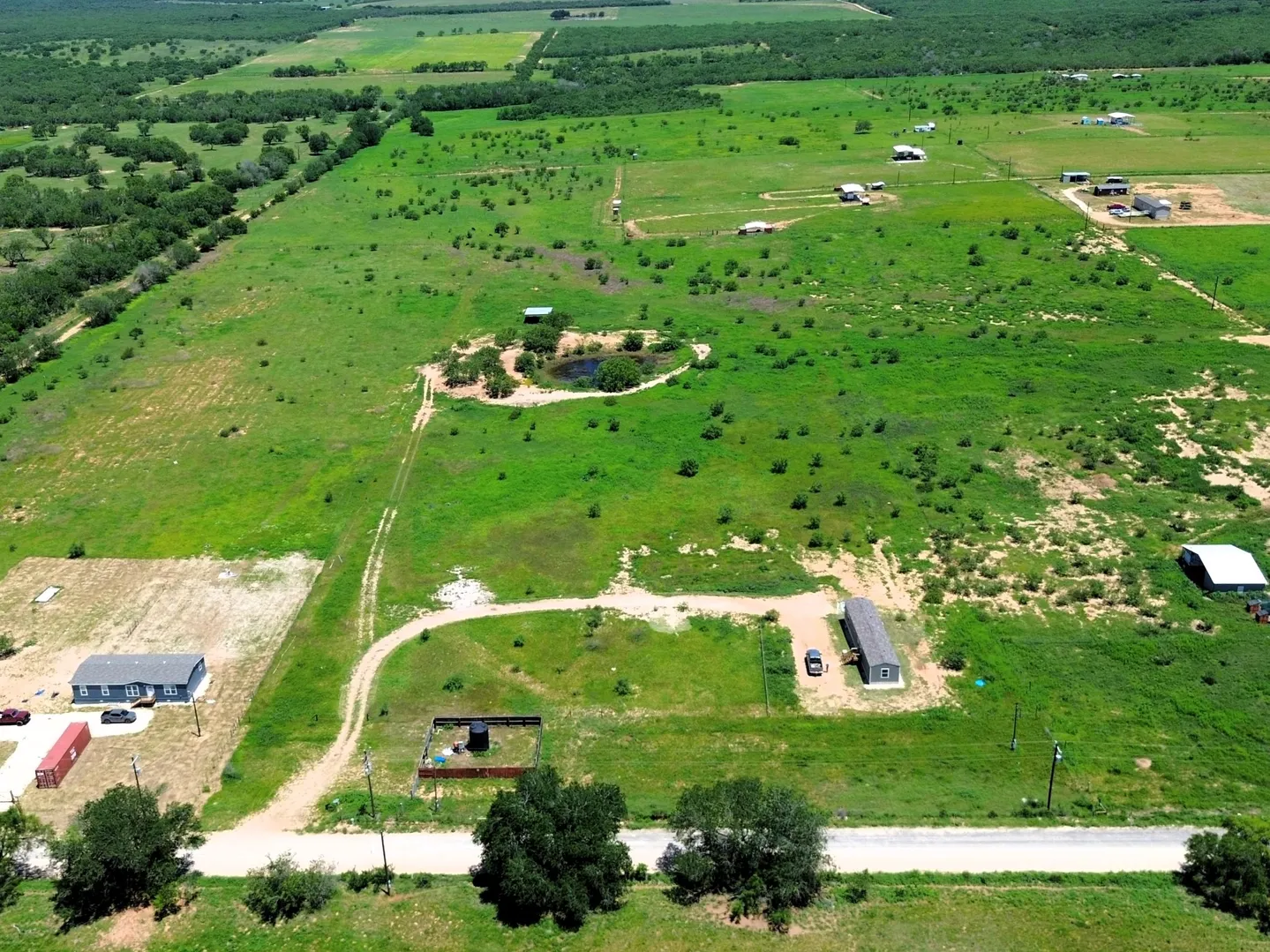 6061 Sand Hollow Road Pearsall TX 78061