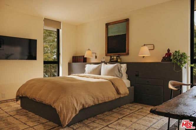 6709 Zumirez Drive Malibu CA 90265