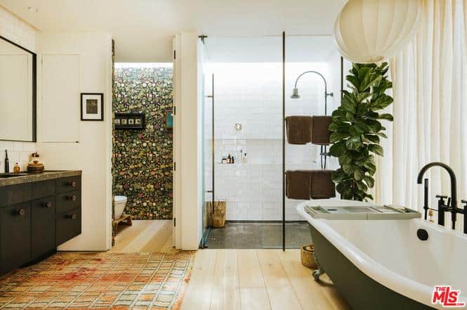 6709 Zumirez Drive Malibu CA 90265