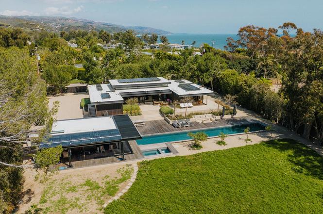 6709 Zumirez Drive Malibu CA 90265
