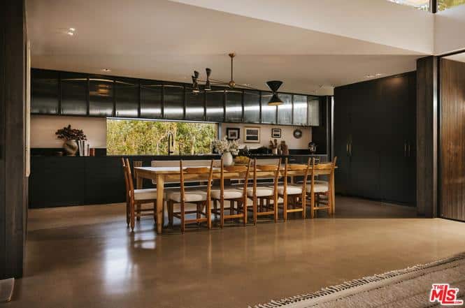 6709 Zumirez Drive Malibu CA 90265