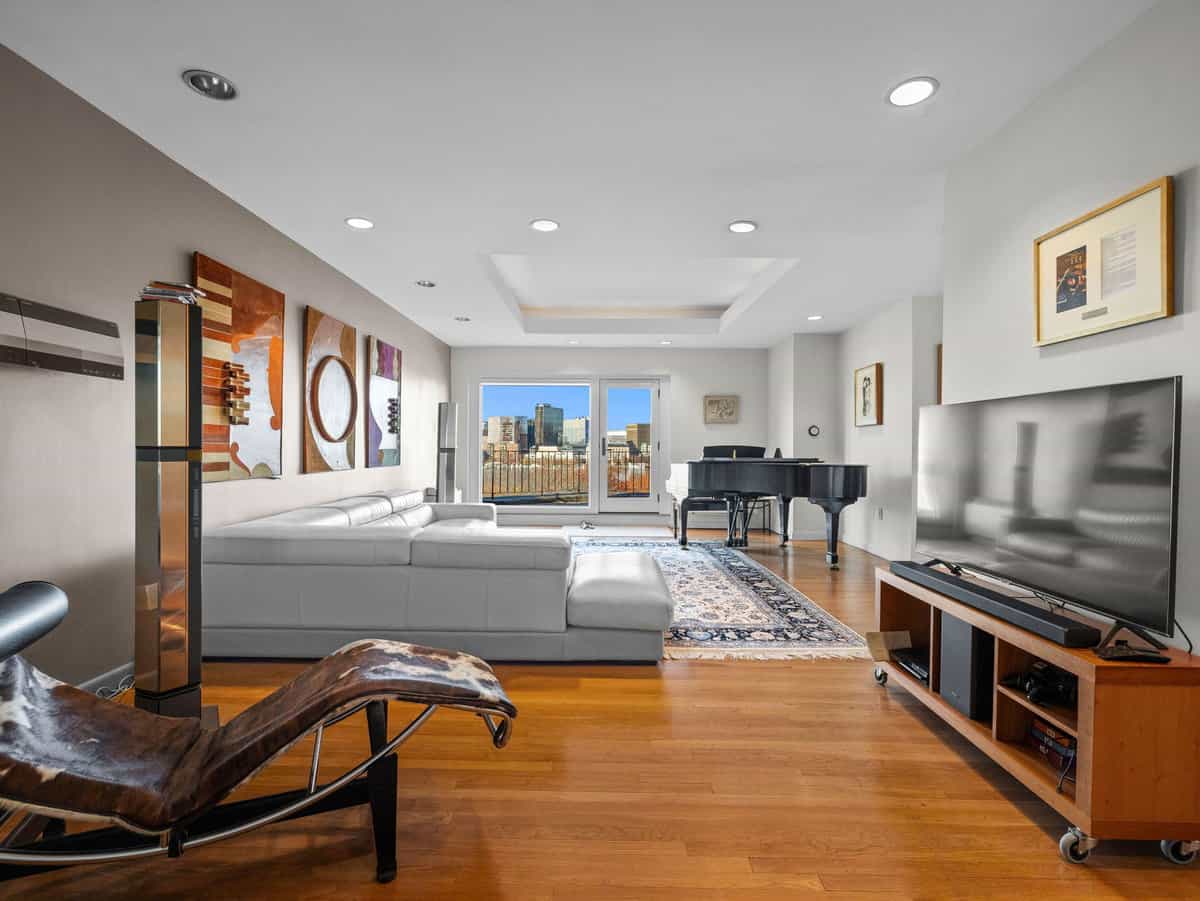 260 Beacon Street, Unit PH, Boston, MA 02116