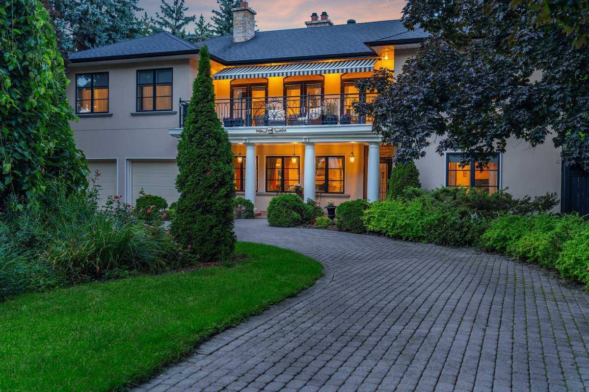 55 Pine Ridge Drive Toronto ON