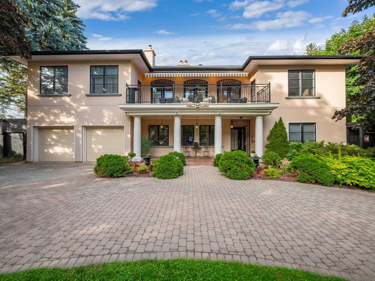 55 Pine Ridge Drive Toronto ON