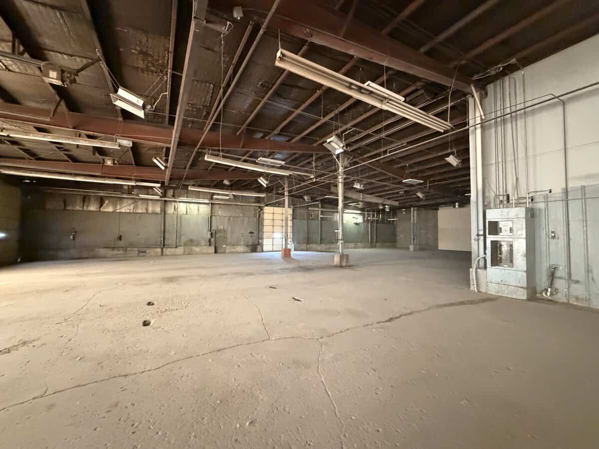 200 W 61st St N Park City KS 67204