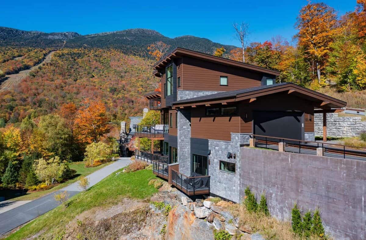 101 Switchback Lane Stowe VT 05672