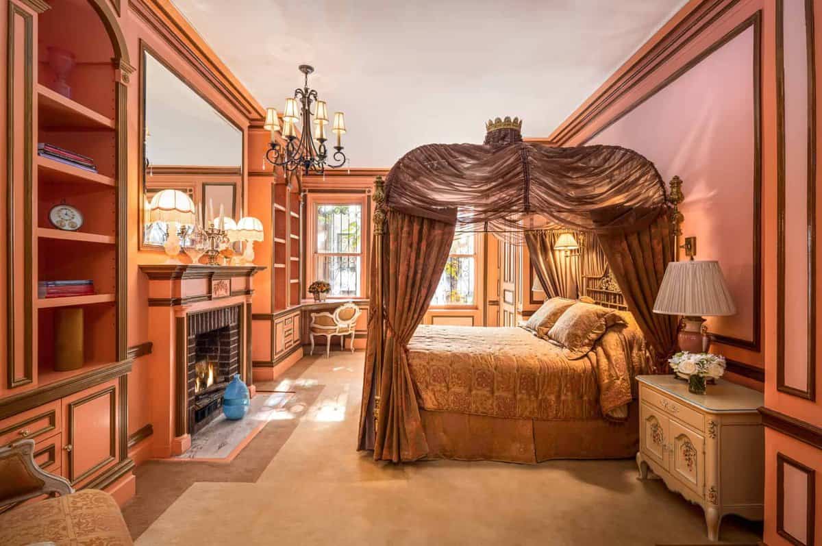 10 E 64th Street Manhattan NY 10065