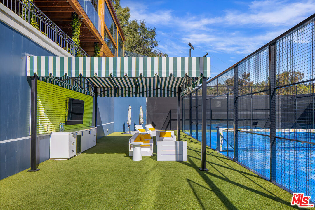 2625 Deep Canyon Drive Beverly Hills CA 90210