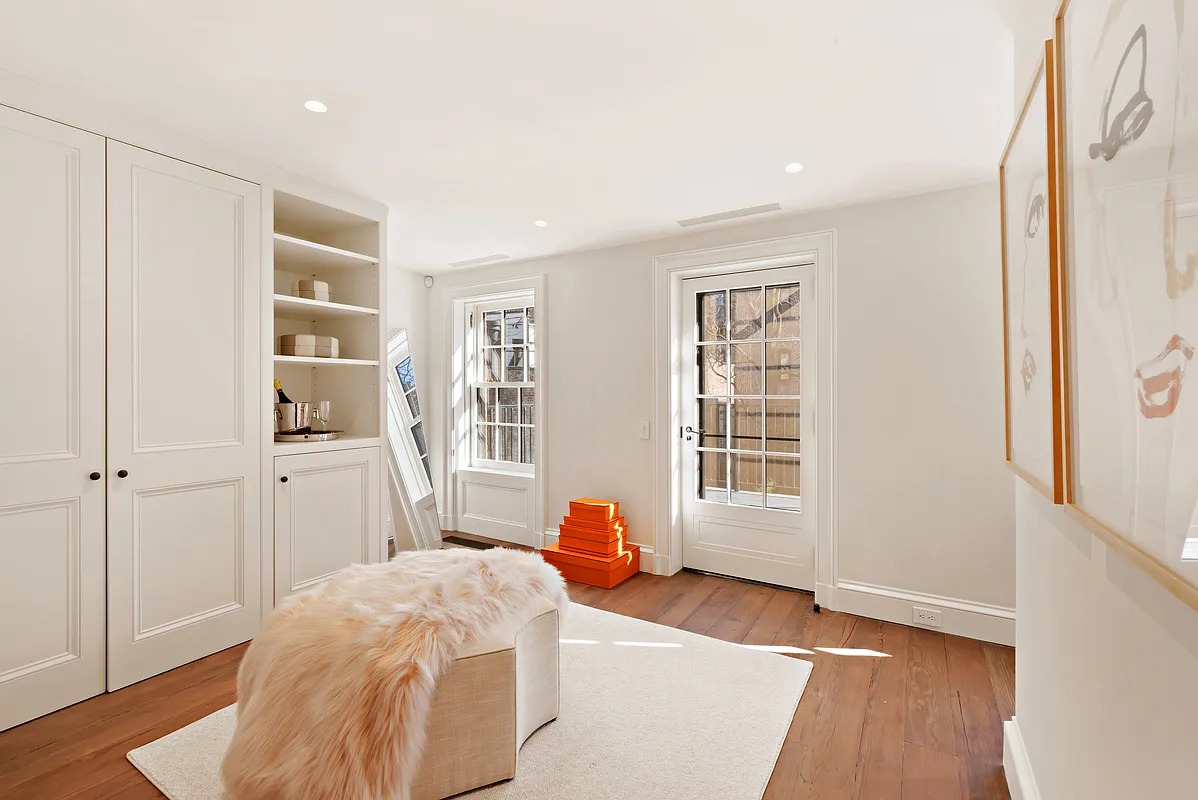 22 Bank Street Manhattan NY 10014