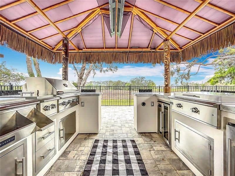 464 Long & Winding Road Groveland FL 34736