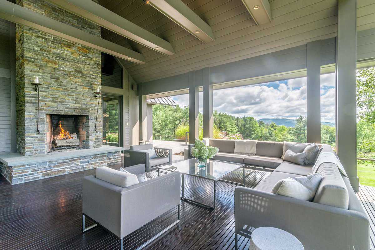 1095 Eastman Road Sharon VT 05065