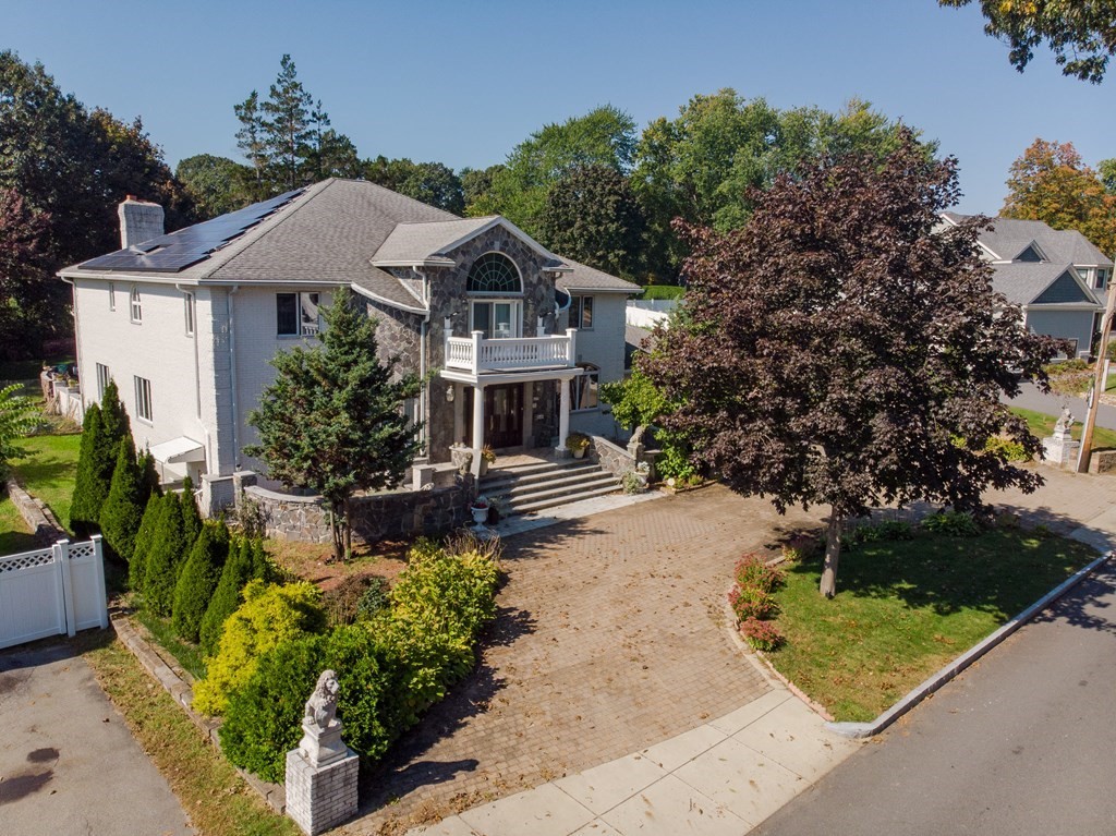 40 Oak Stoneham MA 02180