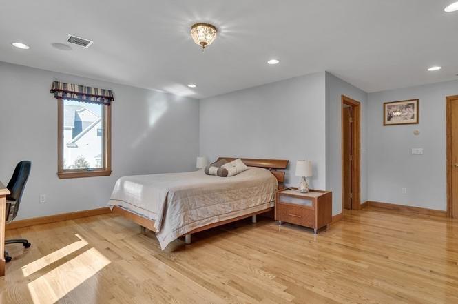 40 Oak Stoneham MA 02180