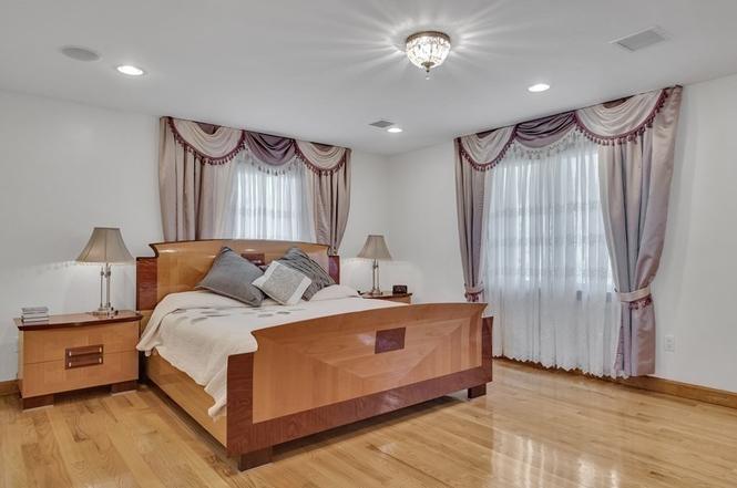40 Oak Stoneham MA 02180