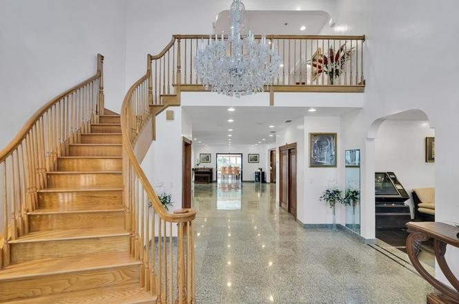 40 Oak Stoneham MA 02180