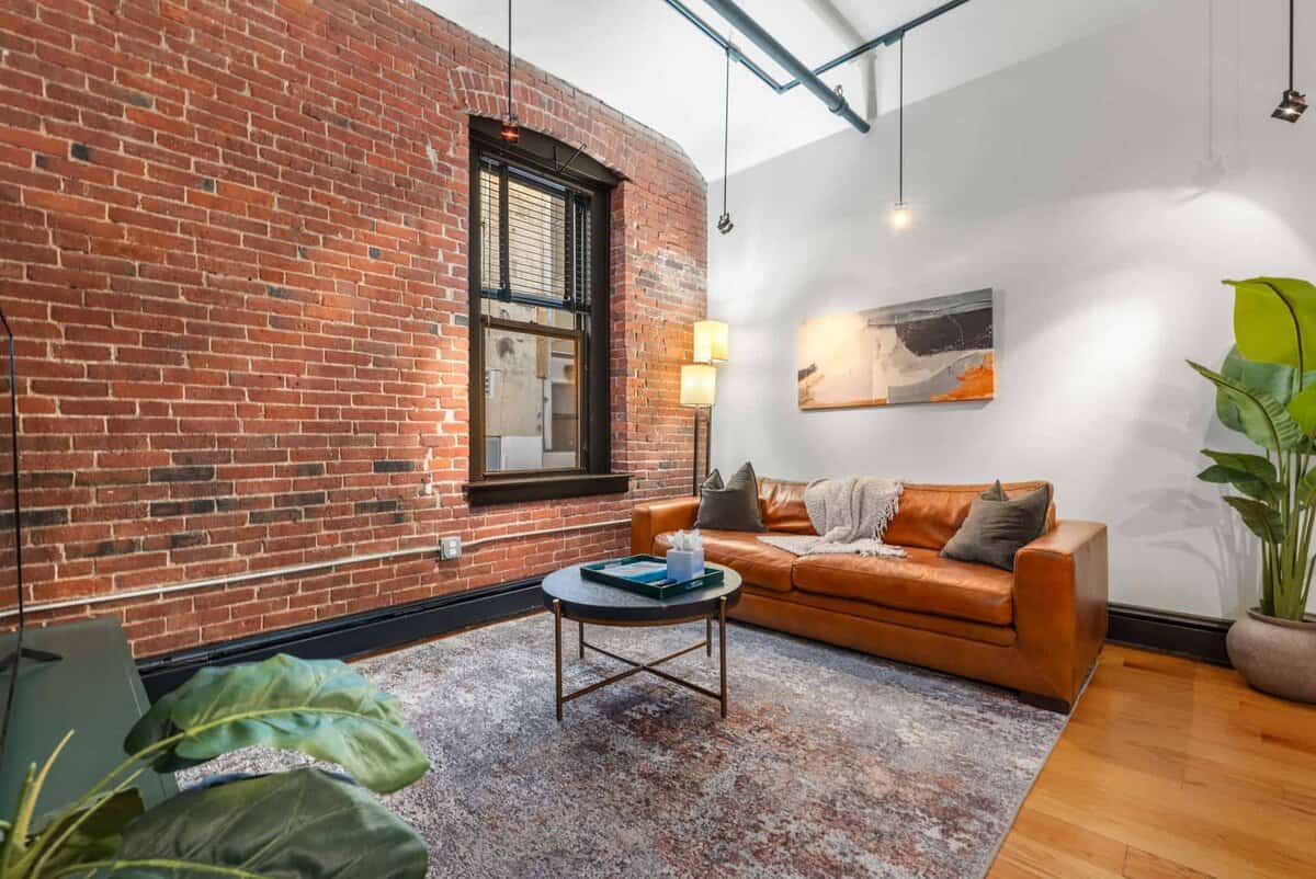 19 Stanhope Street Boston MA 02116