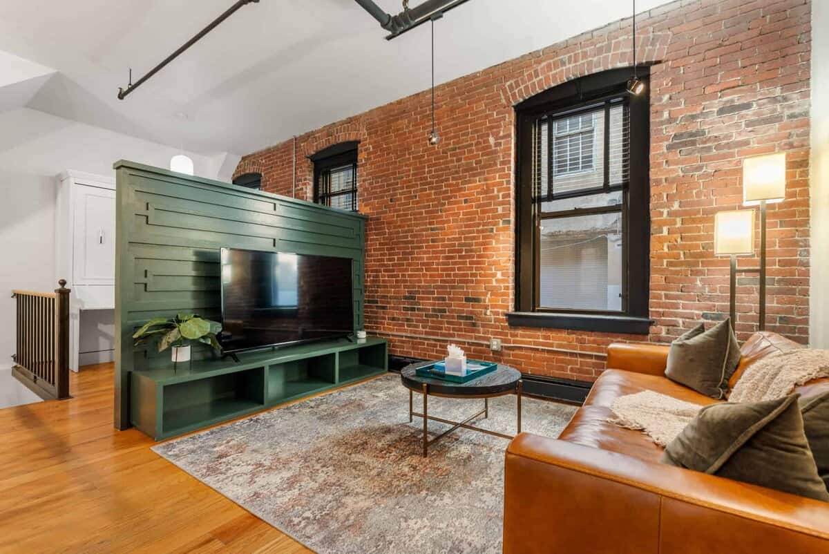 19 Stanhope Street Boston MA 02116