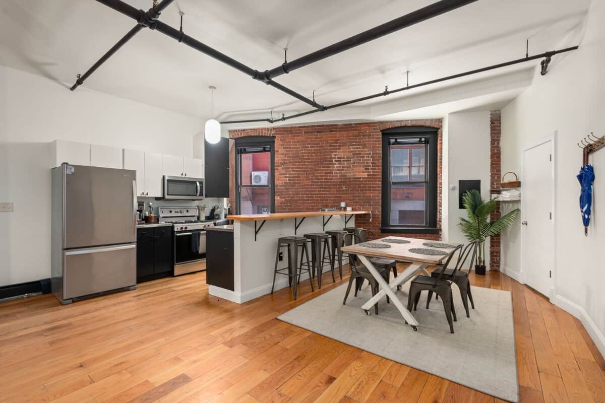 19 Stanhope Street Boston MA 02116