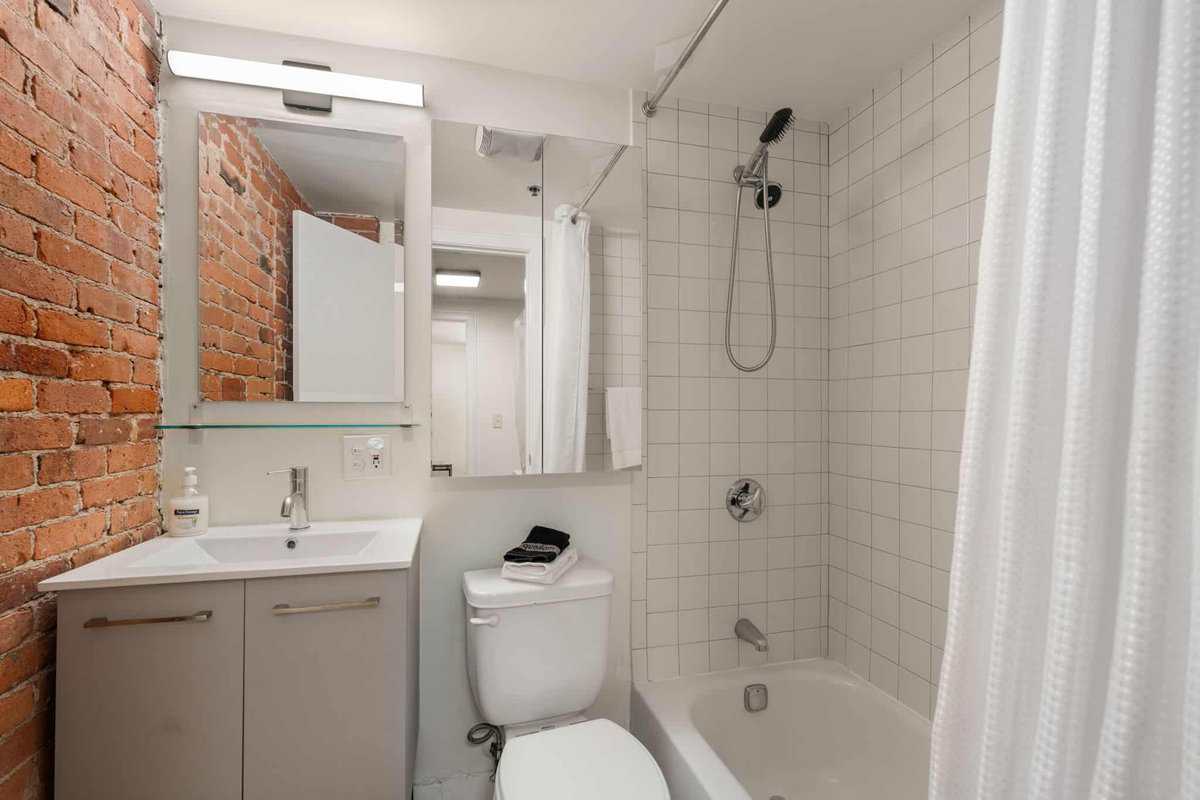19 Stanhope Street Boston MA 02116